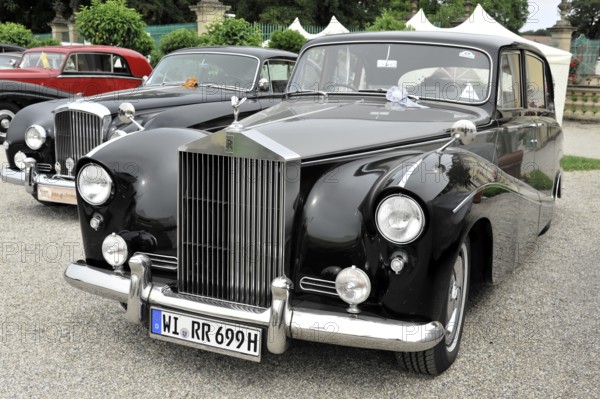 Black Rolls-Royce classic car with striking radiator grille and round headlights, Retro Classics meets Baroque, Ludwigsburg, Baden-Württemberg, Germany