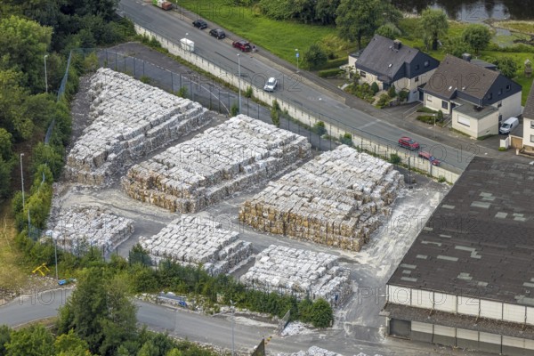 Aerial view, R.D.M. Arnsberg GmbH Papierfabrik Reno de Medici, recycled cardboard location, Arnsberg, Ruhr area, North Rhine-Westphalia, Germany, DE, Europe, commercial enterprises, commercial area, commercial property, commercial site, commercial use, industrial area, industrial site, aerial photograph, aerial photography, aerial photography, RDM paper mill, overview, bird's-eye view, bird's-eye view, overview