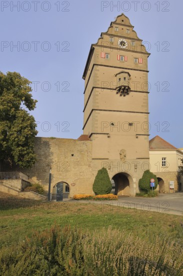Historic Hohntor gate built in 1580, landmark, town gate, gate tower, Bad Neustadt an der Saale, Rhön, Lower Franconia, Franconia, Bavaria, Germany