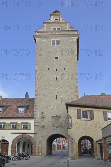 Historic Sommerach Tor, town tower, town gate, Volkach, Lower Franconia, Franconia, Bavaria, Germany
