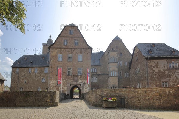 Renaissance castle built 13th century, gatehouse, entrance, Steinau an der Straße, Spessart, Hesse, Germany