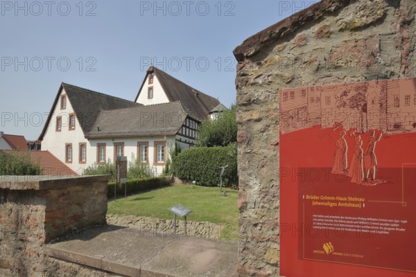 Entrance with text plaque to the Brothers Grimm House, museum, inscription, Steinau an der Straße, Spessart, Hesse, Germany