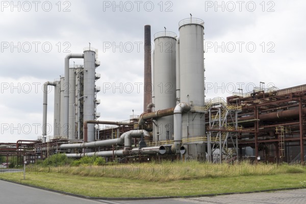 Chemical plant on the site of the coking plant, Zollverein Coal Mine Industrial Complex, UNESCO World Heritage Site, Route of Industrial Heritage, Essen, Ruhr area, North Rhine-Westphalia, Germany