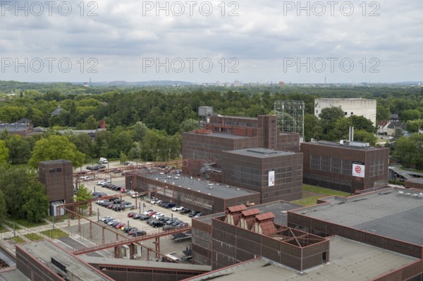 Zollverein Coal Mine Industrial Complex with Design Museum and Sanaa Building, view from the visitor terrace of the Ruhr Museum, UNESCO World Heritage Site, Route of Industrial Heritage, Essen, Ruhr Area, North Rhine-Westphalia, Germany
