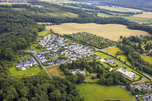 Aerial view, new housing estate Zum Dollberg, allotment garden association Neheim e. V., Neheim, Arnsberg, Ruhr area, North Rhine-Westphalia, Germany, DE, Europe, community garden, property tax, real estate, KGV, allotment garden, allotment garden site, allotment garden association, allotment gardener association, allotment colony, aerial view, aerial photography, allotment garden, overview, bird's eye view, housing estate, housing and living, residential area, quality of living, residential neighbourhood, housing estate, residential area, birds-eyes view, overview