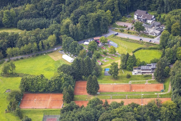 Aerial view, tennis courts TC Tennisclub Neheim-Hüsten und Minigolfanlage MSK Neheim-Hüsten e.V., Neheim, Arnsberg, Ruhr area, North Rhine-Westphalia, Germany, DE, Europe, aerial view, aerial photography, aerial photography, minigolf course, sport, tennis, tennis facility, tennis courts, tennis club, overview, bird's-eye view, overview