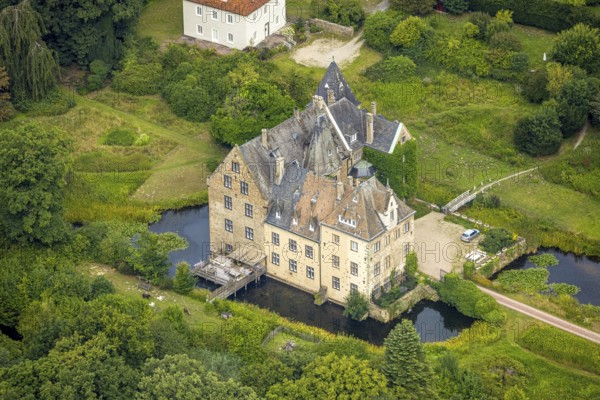 Aerial view, Schloss Höllinghofen moated castle with forest, Voßwinkel, Arnsberg, Ruhr area, North Rhine-Westphalia, Germany, castle, DE, Europe, moat, manor house, aerial view, aerial photography, aerial photography, castle, overview, defence system, bird's eye view, moated castle, moat, moated castle, birds-eyes view, overview
