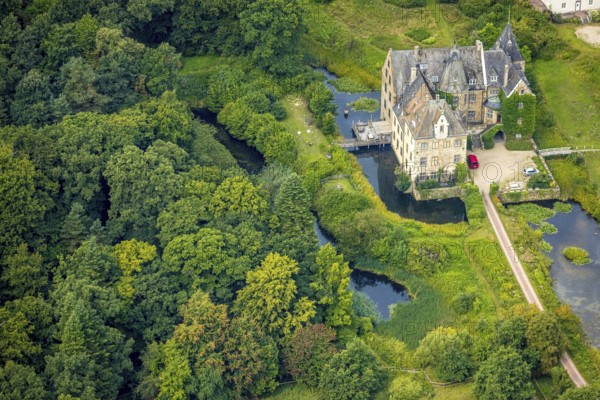 Aerial view, Schloss Höllinghofen moated castle with forest, Voßwinkel, Arnsberg, Ruhr area, North Rhine-Westphalia, Germany, castle, DE, Europe, moat, manor house, aerial view, aerial photography, aerial photography, castle, overview, defence system, bird's eye view, moated castle, moat, moated castle, birds-eyes view, overview