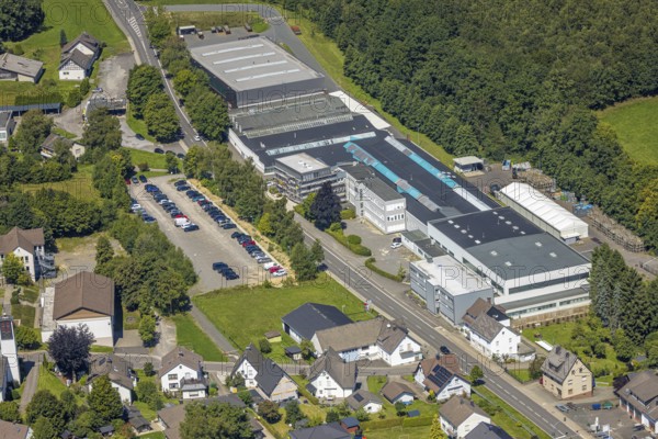 Aerial view, Werk Heinrich Huhn GmbH metal processing company, Hauptstraße, Hützemert, Drolshagen, Sauerland, North Rhine-Westphalia, Germany, DE, Europe, commercial enterprises, commercial area, commercial property, commercial park, commercial location, commercial use, industrial area, industrial location, aerial photograph, aerial photography, aerial photography, car park, Ruhr area, overview, bird's eye view, birds-eyes view, overview