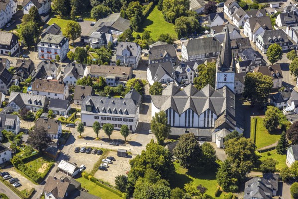 Aerial view, view of the town with St. Clemens-Kirche und Altes Kloster Drolshagen, Drolshagen, Sauerland, North Rhine-Westphalia, Germany, place of worship, DE, Europe, religious community, place of worship, property tax, holy place, real estate, church, parish, monastery, denomination, aerial view, aerial photography, aerial photography, religion, religious site, Ruhr area, overview, bird's eye view, residential area, living and life, residential area, quality of life, residential neighbourhood, housing estate, residential area, birds-eyes view, overview