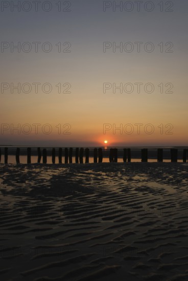 Sunset over the Harleriff on the north-western tip of Wangeroge, East Frisian Island of Wangerooge, Wangerooge, Lower Saxony, Germany