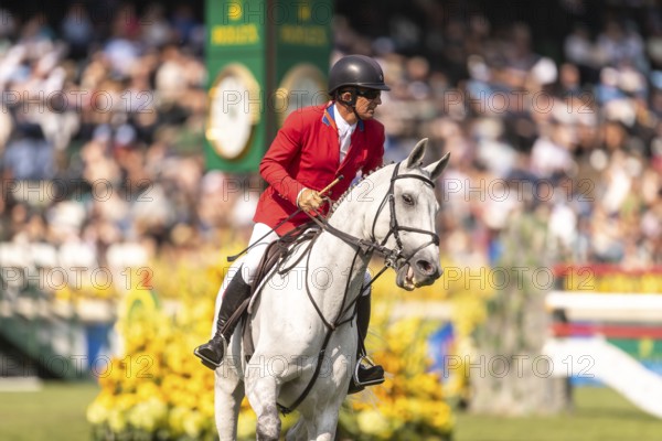 Aaron Vale of the USA, riding Styles, competes in the first round of the 2025 BMO Nations Cup during the Spruce Meadows Masters on September 6, 2025 in Calgary, Alberta, Canada, North America