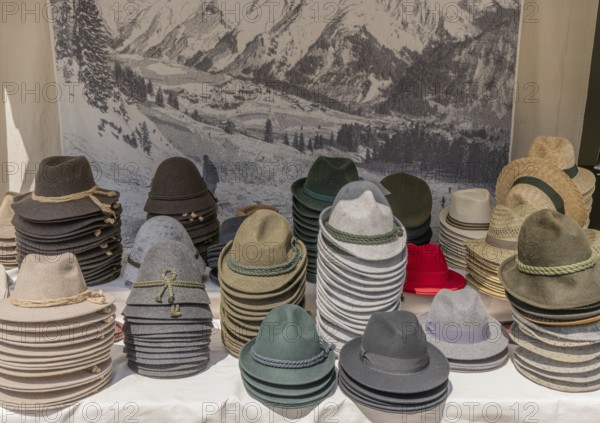 Felt, hat maker, hat, tradition, headgear, craft, farmers' market, Pinzgau