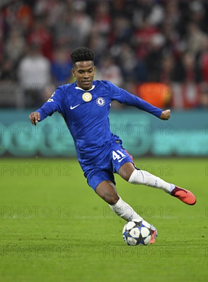 Estevao Chelsea FC The Blues (41) Action on the ball Champions League, Allianz Arena, Munich, Bavaria, Germany