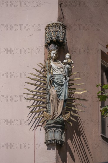 House saint, Virgin Mary at a residential and commercial building, Weinmarkt, Nuremberg, Middle Franconia, Bavaria, Germany