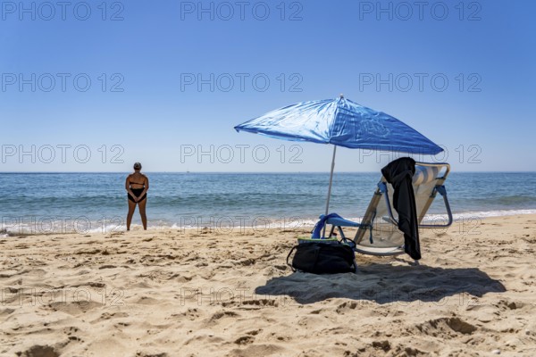 Kilometre-long beach Praia da Ilha de Tavira, on the island off Tavira, partly managed, Algarve, Portugal
