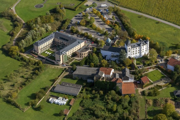 Saarländische Spielbanken GmbH Casino Schloss Berg, Renaissance castle on the Upper Moselle, Casino Schloss Berg, Nennig, Perl, Saarland, Germany, Europe, aerial photo, birds-eyes view, aerial photography, aerial photography, overview, bird's eye view