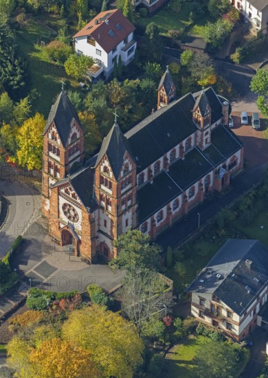 Aerial photo, parish church of St Lutwinus, Mettlach, Saarland, Germany, Europe, birds-eyes view, aerial view, aerial photography, aerial photography, overview, bird's eye view