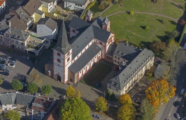 Aerial view, Church of St Peter, late Romanesque basilica with three naves, Merzig, Saarland, Germany, Europe, birds-eyes view, aerial photography, aerial photography, overview, bird's eye view