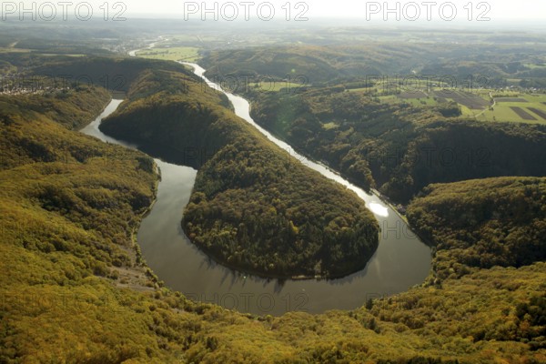 Saarschleife Mettlach, Saar, autumn, autumn leaves, Golden October, Indian Summer, Mettlach, Saarland, Germany, Europe, aerial view, birds-eyes view, aerial photography, aerial photography, overview, bird's eye view
