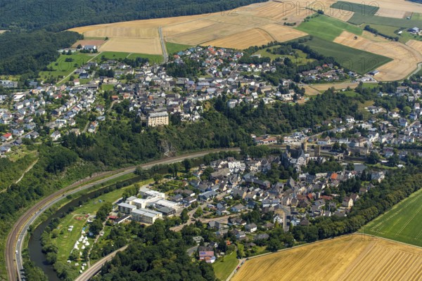 Runkel Castle with Lahn and Lahn bridge, ruins of a medieval hilltop castle in the town of Runkel, Runkel, Lahnkreis, Hesse, Germany, Europe, aerial view, bird's eye view, aerial photography, aerial photography, overview, bird's eye view