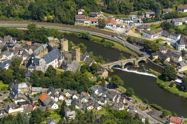 Runkel Castle with Lahn and Lahn bridge, ruins of a medieval hilltop castle in the town of Runkel, Runkel, Lahnkreis, Hesse, Germany, Europe, aerial view, bird's eye view, aerial photography, aerial photography, overview, bird's eye view