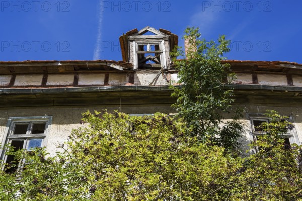 Ruined house, district of Kassel, Hesse, Germany