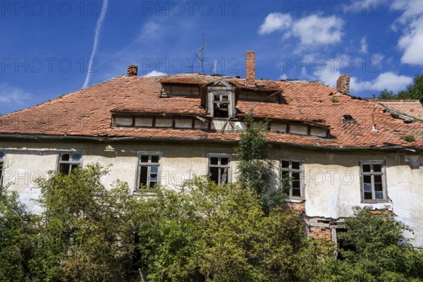 Ruined house, district of Kassel, Hesse, Germany