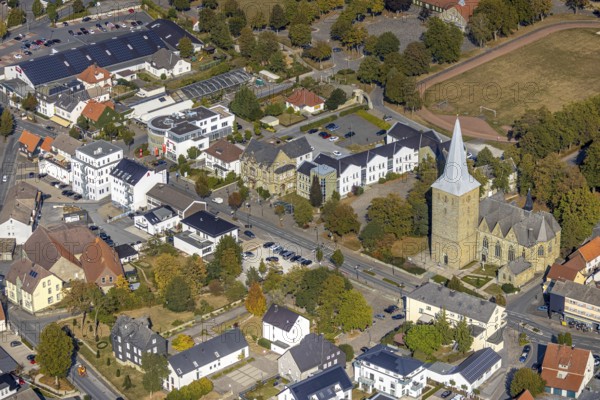 Aerial view, catholic church St.-Pankratius, municipal administration Anröchte, historic town hall, Anröchte, district of Soest, North Rhine-Westphalia, Germany, place of worship, authority, DE, Europe, municipal administration, religious community, place of worship, holy site, church, parish, local government, denomination, district Soest-Buch, district Soest-Buch, aerial view, aerial photography, aerial photography, town hall, religion, religious site, place of interest, city administration, overview, bird's eye view, birds-eyes view, historical, overview