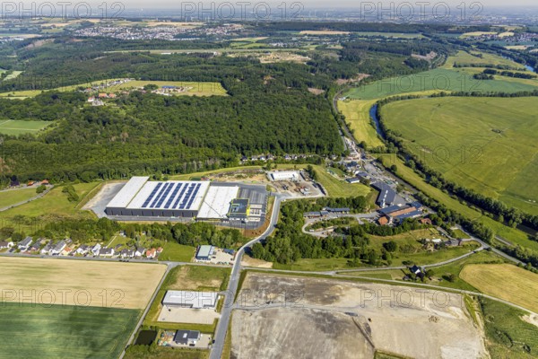 Aerial photograph, company building Trio-Leuchten GmbH, industrial estate, new development area Gut Nierhof, Voßwinkel, Arnsberg, Sauerland, North Rhine-Westphalia, Germany, DE, Europe, Füchtener Straße, Hochsauerlandkreis, aerial photograph, aerial photography, aerial photography, overview, bird's-eye view, Wiedhofstraße, birds-eyes view, overview