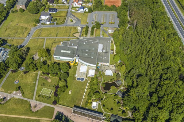 Aerial view, Am Gradierwerk, Freizeitbad Naß Arnsberg, Arnsberg, Sauerland, Hochsauerlandkreis, North Rhine-Westphalia, Germany, DE, adventure pool, Europe, leisure, leisure centre, leisure pool, leisure activities, aerial view, aerial photography, aerial photography, saltworks, overview, bird's-eye view, overview