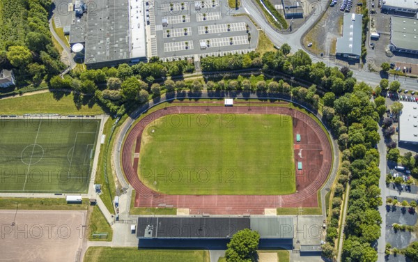 Aerial photo, stadium Große Wiese, Arnsberg, Sauerland, Hochsauerlandkreis, North Rhine-Westphalia, Germany, DE, Europe, football pitch, football stadium, toilet, athletics stadium, aerial view, aerial photography, aerial photography, sports, sports facilities, sports field, sports facility, overview, bird's-eye view, overview