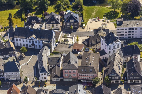 Aerial view, Groten tower in the old town, Arnsberg, Sauerland, Hochsauerlandkreis, North Rhine-Westphalia, Germany, old town, old town tower, DE, monument protection, English promenade, Europe, property tax, real estate, aerial view, aerial photography, aerial photography, sight, tower, overview, bird's-eye view, residential complex, living and living, residential area, residential buildings, quality of life, birds-eyes view, overview