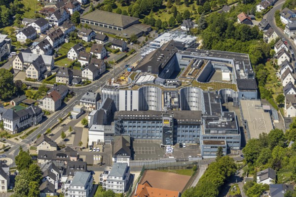 Aerial view, Viega Attendorn Campus, construction site Viega car park on Windhauser Straße, Attendorn, Sauerland, North Rhine-Westphalia, Germany, DE, Europe, commercial enterprises, commercial area, commercial site, commercial use, heating technology, industrial site, aerial photograph, aerial photography, aerial photography, sanitary engineering, overview, bird's-eye view, bird's-eye view, overview