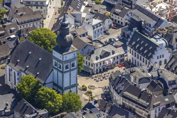 Aerial view, catholic church St. Johannes Baptist, Alter Markt, gastronomy, Südsauerlandmuseum, Attendorn, Sauerland, North Rhine-Westphalia, Germany, place of worship, outdoor gastronomy, Corona crisis, Corona measures, DE, Europe, religious community, place of worship, church, parish, denomination, culture, art, aerial view, aerial photography, aerial photography, museum, religion, overview, bird's eye view, birds-eyes view, overview