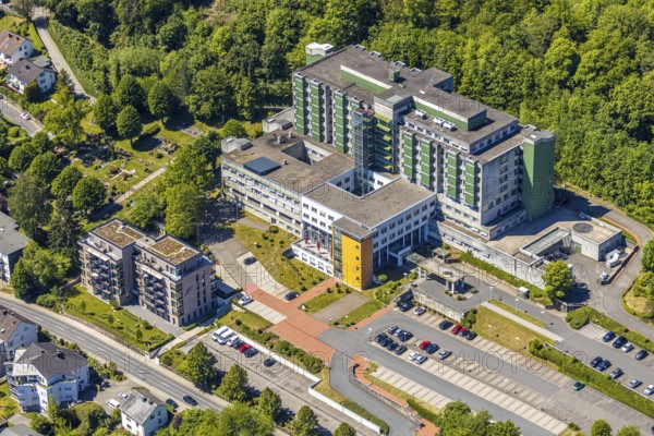 Aerial view, Helios Klinik Attendorn, Attendorn, Sauerland, North Rhine-Westphalia, Germany, DE, Europe, healthcare, hospital, clinic, clinic centre, hospital, aerial photograph, aerial photography, aerial photography, medical facility, medical assistance, emergency service, overview, bird's eye view, birds-eyes view, overview, medical care
