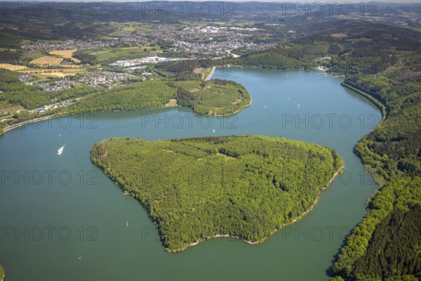 Aerial view, Gilberginsel, Biggesee, excursion boat on the Biggetalsperre, Attendorn, Sauerland, North Rhine-Westphalia, Germany, excursions, excursion boat, Biggetalsperre, DE, Europe, distant view, shapes and colours, leisure, island, aerial view, aerial photography, aerial photography, passenger boat Biggesee, lake, sailing boats, dam, overview, bird's-eye view, forest area, birds-eyes view, overview