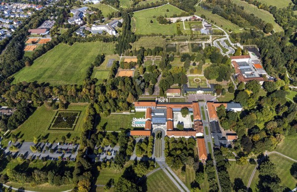 Aerial photo, Gräflicher Park Health & Balance Resort, Bad Driburg, East Westphalia-Lippe, North Rhine-Westphalia, Germany, Brunnenallee, DE, Europe, restaurant, gastronomy, hotel, hotel facilities, hotel business, aerial photo, aerial photography, aerial photography, OLWBUCH, OWL, OWL-Buch, East Westphalia, park, overview, bird's-eye view, birds-eyes view, overview