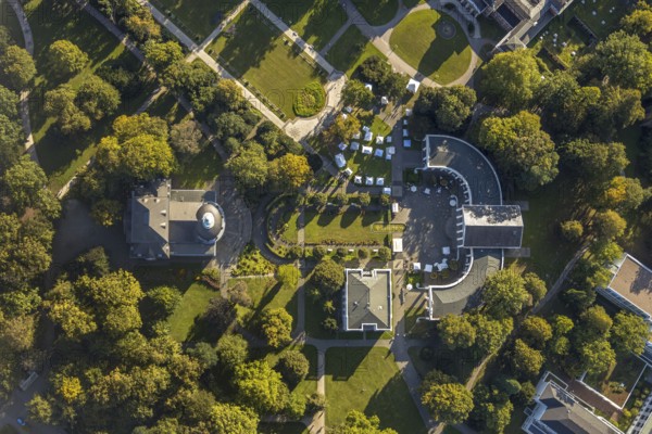 Aerial view, Wandelhalle, theatre in the park, spa gardens, Bad Oeynhausen, East Westphalia-Lippe, North Rhine-Westphalia, Germany, DE, Europe, culture, art, aerial photography, aerial photography, OLWBUCH, OWL, OWL-Buch, East Westphalia, park, play, theatre, overview, events, venue, event location, bird's-eye view, bird's-eye view, cultural use, overview