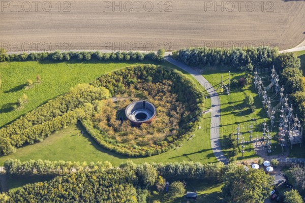 Aerial view, water crater of the Aqua Magica, fountain sculpture, Bad Oeynhausen, Ostwestfalen-Lippe, North Rhine-Westphalia, Germany, DE, Europe, aerial view, aerial photography, aerial photography, OLWBUCH, OWL, OWL-Buch, Ostwestfalen, brine spring, symbol, overview, bird's eye view, number 6, birds-eyes view, overview