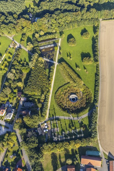 Aerial view, water crater of the Aqua Magica, fountain sculpture, Bad Oeynhausen, Ostwestfalen-Lippe, North Rhine-Westphalia, Germany, DE, Europe, aerial view, aerial photography, aerial photography, OLWBUCH, OWL, OWL-Buch, Ostwestfalen, brine spring, symbol, overview, bird's eye view, number 6, birds-eyes view, overview