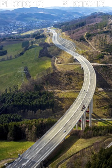 Aerial view, valley bridge Nuttlar, motorway A46, local view Nuttlar, hilly landscape, Bestwig, North Rhine-Westphalia, Germany, motorway A46 extension, motorway bridge, bridge, DE, Europe, aerial view, aerial photography, aerial photography, Rüthener Straße, Sauerland, valley bridge, overview, bird's-eye view, forest area, birds-eyes view, overview