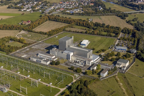 Aerial photograph, Former Würgassen nuclear power plant, Würgassen, Beverungen, East Westphalia-Lippe, North Rhine-Westphalia, Germany, demolition in planning, DE, Europe, Oberweser river, nuclear power plant, aerial photograph, aerial photography, aerial photography, OLWBUCH, OWL, OWL-Buch, East Westphalia, overview, bird's-eye view, birds-eyes view, planned dismantling, overview