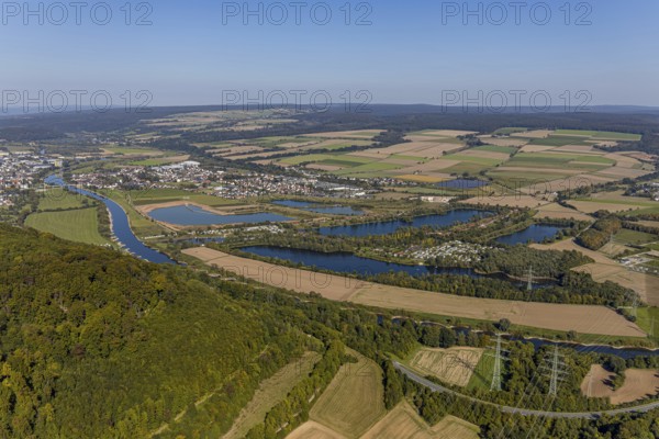 Aerial view, river Weser, Axelsee, camping site, marina Dreiländereck Lauenförde, view to Lauenförde, Würgassen, Beverungen, Ostwestfalen-Lippe, North Rhine-Westphalia, Germany, DE, Europe, aerial view, aerial photography, aerial photography, OLWBUCH, OWL, OWL-Buch, Ostwestfalen, overview, bird's eye view, meadows and fields, birds-eyes view, overview