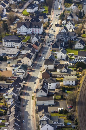 Aerial view, traffic volume federal road B7 in Bestwig Velmede, Bestwig, North Rhine-Westphalia, Germany, DE, Europe, aerial photography, aerial photography, aerial photography, road traffic, overview, traffic, traffic volume, bird's-eye view, bird's-eye view, overview