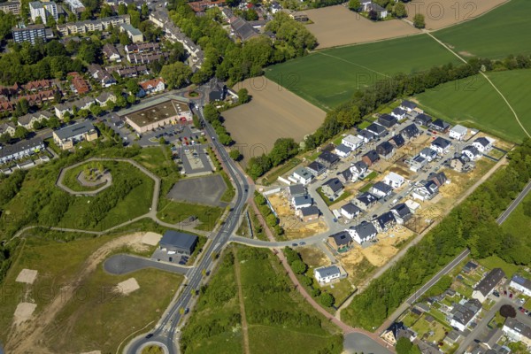 Aerial view, residential area Marie-Luise-Tanski-Straße, Hiltroper Höhe, Bochum, Ruhr area, North Rhine-Westphalia, Germany, DE, single-family homes, Europe, property tax, hill, real estate, landmark, aerial view, aerial photography, aerial photography, terraced houses, overview, bird's-eye view, residential complex, living and living, residential area, residential buildings, residential quality, residential neighbourhood, housing estate, birds-eyes view, former pit IV of Lothringen colliery, overview