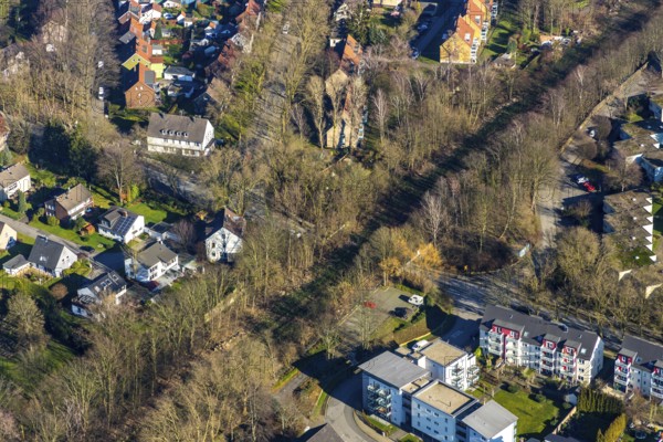 Aerial view, planned cycle path on former railway line, road subway Parkstraße Aschenbruch, Günnigfeld, Bochum, Ruhr area, North Rhine-Westphalia, Germany, railway tracks, DE, Europe, property tax, real estate, aerial view, aerial photography, aerial photography, tunnel, overview, subway, residential complex, living and living, residential area, residential buildings, housing estate, housing estate bird's eye view, birds-eyes view, overview