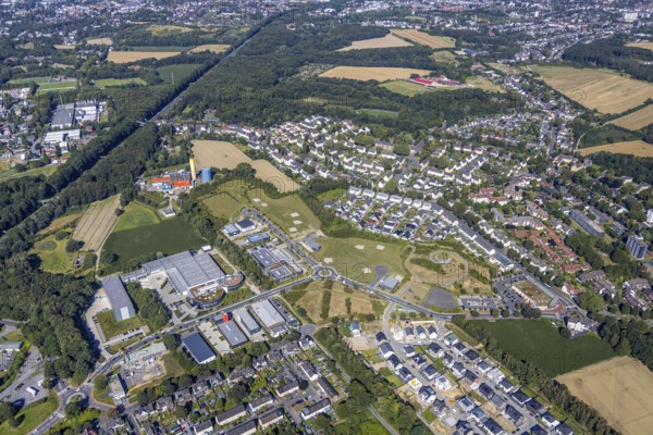 Aerial photo, industrial park Hiltrop, Bochum, Ruhr area, North Rhine-Westphalia, Germany, DE, Europe, birds-eyes view, aerial photo, aerial photography, aerial photography, overview, overview, bird's eye view, urban planning, reconstruction measures, construction site, overplanning