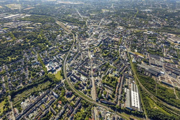 Aerial view, overview Bochum city centre from north to south with central station, mining museum, Hamme, Bochum, Ruhr area, North Rhine-Westphalia, Germany, DE, Europe, birds-eyes view, aerial photography, aerial photography, overview, bird's eye view, urban planning, reconstruction measures, construction site, overplanning
