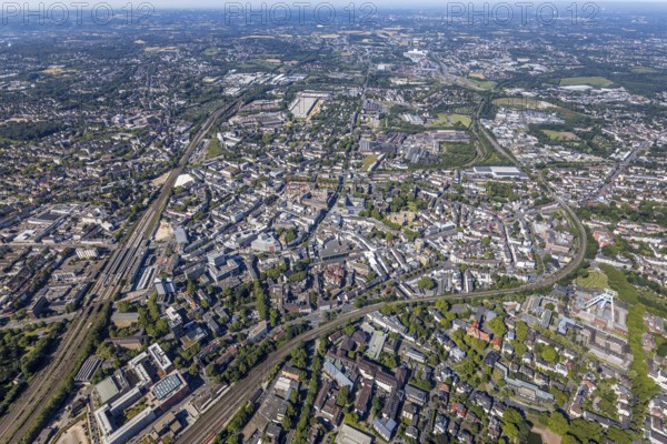 Aerial view, overview Bochum city centre from east to west with central station, Grumme, Bochum, Ruhr area, North Rhine-Westphalia, Germany, DE, Europe, birds-eyes view, aerial view, aerial photography, aerial photography, overview, bird's eye view, urban planning, reconstruction measures, construction site, overplanning